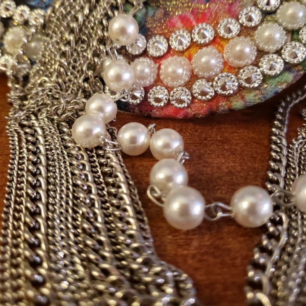 Cache Pearl Silver Toned Bib Necklace. 20 Inch